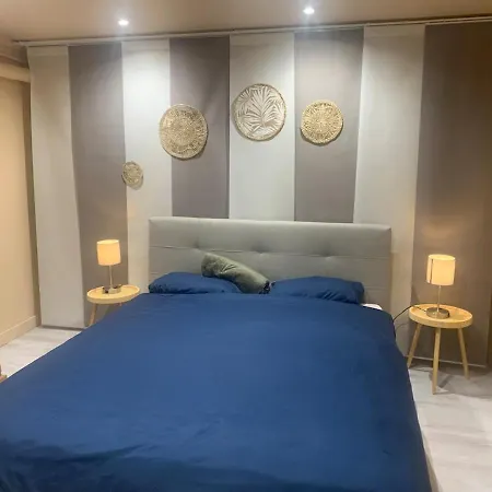 Montmartre Shelter Apartman